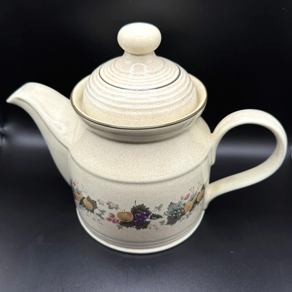N/A vintage royal